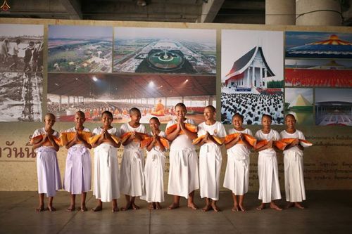 ภาพ No.16145:ประมวลภาพพิธีบรรพชาสามเณร 1 แสนรูป ภาคฤดูร้อน ประจำปี พ.ศ.2558