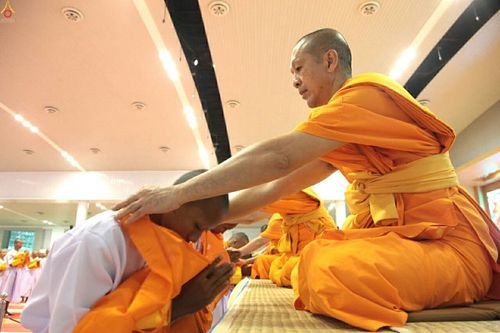 ภาพ No.16159:ประมวลภาพพิธีบรรพชาสามเณร 1 แสนรูป ภาคฤดูร้อน ประจำปี พ.ศ.2558