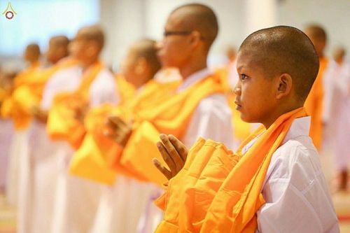 ภาพ No.16170:ประมวลภาพพิธีบรรพชาสามเณร 1 แสนรูป ภาคฤดูร้อน ประจำปี พ.ศ.2558