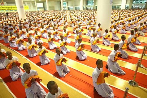 ภาพ No.16173:ประมวลภาพพิธีบรรพชาสามเณร 1 แสนรูป ภาคฤดูร้อน ประจำปี พ.ศ.2558