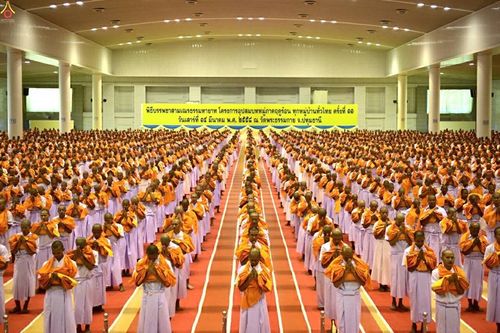ภาพ No.16181:ประมวลภาพพิธีบรรพชาสามเณร 1 แสนรูป ภาคฤดูร้อน ประจำปี พ.ศ.2558