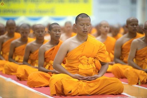 ภาพ No.16184:ประมวลภาพพิธีบรรพชาสามเณร 1 แสนรูป ภาคฤดูร้อน ประจำปี พ.ศ.2558