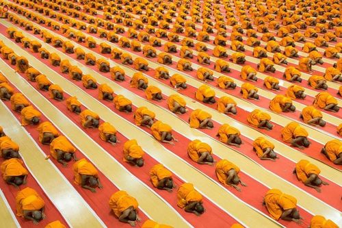 ภาพ No.16204:ประมวลภาพพิธีบรรพชาสามเณร 1 แสนรูป ภาคฤดูร้อน ประจำปี พ.ศ.2558