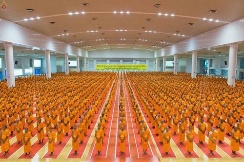 ภาพ No.16207:ประมวลภาพพิธีบรรพชาสามเณร 1 แสนรูป ภาคฤดูร้อน ประจำปี พ.ศ.2558