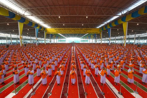 ภาพ No.2680:โครงการบรรพชาอุปสมบทหมู่ รุ่นเข้าพรรษา ปี 2555