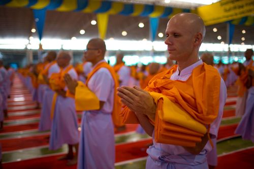 ภาพ No.2685:โครงการบรรพชาอุปสมบทหมู่ รุ่นเข้าพรรษา ปี 2555