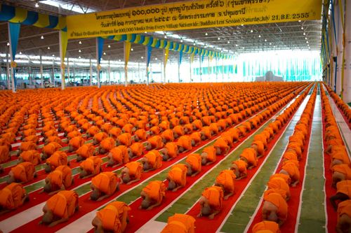 ภาพ No.2688:โครงการบรรพชาอุปสมบทหมู่ รุ่นเข้าพรรษา ปี 2555