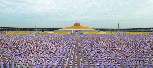 ภาพ No.2708:โครงการบรรพชาอุปสมบทหมู่ รุ่นเข้าพรรษา ปี 2555