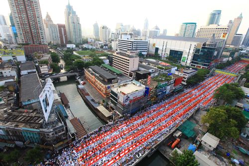 ภาพ No.2350:ตักบาตรราชประสงค์