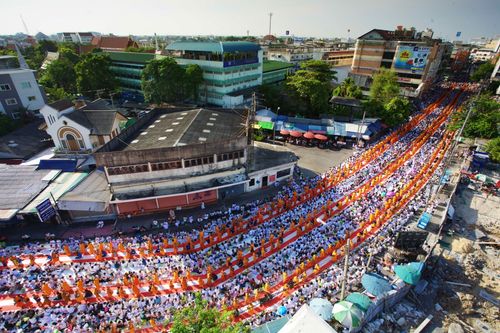 ภาพ No.2450:ตักบาตรสมุทรปราการ