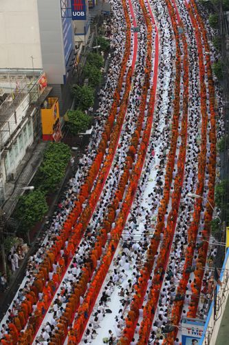 ภาพ No.2369:ตักบาตรเยาวราช