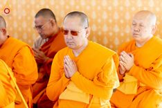 ภาพ No.231722:โครงการบรรพชาอุปสมบทหมู่ครั้งที่ 2 ณ วัดพระธรรมกายโจฮันเนสเบิร์ก ประเทศแอฟริกาใต้ วันอาทิตย์ 29 มิถุนายน พ.ศ. 2568