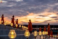 ภาพ No.241024:วันพุธที่ 27 สิงหาคม พ.ศ. 2568 พิธีจุดประทีป ในวันธรรมชัย ณ วัดพระธรรมกาย