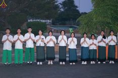 ภาพ No.180374:พิธีตักบาตรพระ ๑,๐๐๐ รูป ฉลองเมืองลำปาง ๑,๓๔๔ ปี วันเสาร์ที่ ๗ ธันวาคม พ.ศ. ๒๕๖๗ ณ ลานพระบรมราชานุสาวรีย์ พระนเรศวรมหาราช อ.เกาะคา จ.ลำปาง