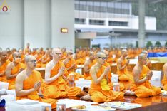 ภาพ No.208320:พิธีสวดพระพุทธมนต์ และถวายภัตตาหารเมนูสวรรค์แด่พระภิกษุ สามเณร วันที่ 15 กุมภาพันธ์ พ.ศ. 2568 ณ หอฉันคุณยายอาจารย์ฯ วัดพระธรรมกาย