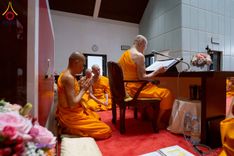 ภาพ No.233183:วันที่ 11 กรกฏาคม พ.ศ. 2568 พิธีอธิษฐานพรรษา ของคณะสงฆ์ ณ โบสถ์พระไตรปิฎก วัดพระธรรมกาย ต.คลองสาม อ.คลองหลวง จ.ปทุมธานี