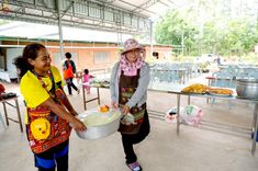 ภาพ No.235441:วันที่ 30-31 กรกฎาคม พ.ศ. 2568 วัดพระธรรมกาย มูลนิธิธรรมกาย ร่วมกับศูนย์ส่งเสริมศีลธรรมจังหวัดสุรินทร์ เปิดศูนย์พักพิงชั่วคราวเพื่อช่วยเหลือประชาชน ผู้อพยพจากเหตุปะทะกันตามแนวชายแดน ไทย-กัมพูชา ตั้งแต่วันที่ 24 กรกฎาคม พ.ศ.2568 เป็นต้นไป