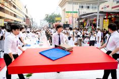 ภาพ No.237379:วันที่ 9-10 สิงหาคม พ.ศ. 2568 การเตรียมงาน เก็บงาน ของเจ้าหน้าที่ทุกสถานะ ในงานมหาสังฆทาน ตักบาตรพระ 10,000 รูป ใจกลางเมืองหาดใหญ่ จ.สงขลา