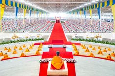 ภาพ No.146956:การต้อนรับพระสังฆาธิการ 2,000 กว่าวัดทั่วประเทศ และพิธีบูชาข้าวพระ เนื่องในวันสมาธิโลก วันอาทิตย์ที่ 4 สิงหาคม พ.ศ. 2567 ณ สภาธรรมกายสากล วัดพระธรรมกาย