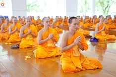 ภาพ No.247008:วันที่ 20 กันยายน พ.ศ. 2568 พิธีถวายเมนูสวรรค์เพื่อการบรรลุธรรม ณ หอฉันคุณยายอาจารย์ฯ วัดพระธรรมกาย