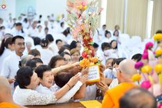 ภาพ No.230086:วันพฤหัสบดีที่ 26 มิถุนายน พ.ศ. 2568 พิธีทอดผ้าป่าฉลองอาคารชุดศูนย์ปฏิบัติธรรมน้ำใสใจสว่าง น้อมบูชาธรรมอายุวัฒนะมงคล 81 ปี หลวงพ่อธัมมชโย ณ ศูนย์ปฏิบัติธรรมน้ำใสใจสว่าง เขตบางกอกน้อย กรุงเทพมหานคร