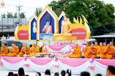ภาพ No.241896:วันอาทิตย์ที่ 31 สิงหาคม พ.ศ. 2568 พิธีทำบุญแด่คณะสงฆ์ 122 รูป ฉลอง 121 ปี อำเภอคลองหลวง จ.ปทุมธานี เพื่อนำส่งช่วยเหลือคณะสงฆ์ 323 วัด 4 จังหวัดชายแดนภาคใต้ และช่วยเหลือประชาชนจากเหตุปะทะ แนวชายแดนไทย-กัมพูชา ณ บริเวณหน้าที่ว่าการอำเภอคลองหลวง จังหวัดปทุ