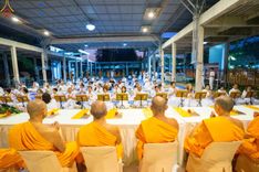 ภาพ No.188912:พิธีถวายภัตตาหารเป็นสังฆทาน แด่พระธรรมยาตรา ในโครงการธรรมยาตรา กตัญญูบูชา มหาปูชนียาจารย์ พระมงคลเทพมุนี(สด จนฺทสโร) พระผู้ปราบมาร ปีที่ 13 ณ อนุสรณ์สถานมหาวิหารพระมงคลเทพมุนี (โลตัสแลนด์) อ.สองพี่น้อง จ.สุพรรณบุรี วันที่ 4 มกราคม พ.ศ.2568