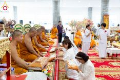 ภาพ No.251404:วันที่ 11 ตุลาคม พ.ศ. 2568 พิธีทอดกฐินสามัคคีทั่วไทย 30,000 วัด โดยคณะศิษยานุศิษย์ บูชาธรรม 81 ปี หลวงพ่อธัมมชโย ณ วัดท่ามะยม นครราชสีมา