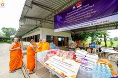 ภาพ No.235484:วันที่ 30-31 กรกฎาคม พ.ศ. 2568 วัดพระธรรมกาย มูลนิธิธรรมกาย ร่วมกับศูนย์ส่งเสริมศีลธรรมจังหวัดสุรินทร์ เปิดศูนย์พักพิงชั่วคราวเพื่อช่วยเหลือประชาชน ผู้อพยพจากเหตุปะทะกันตามแนวชายแดน ไทย-กัมพูชา ตั้งแต่วันที่ 24 กรกฎาคม พ.ศ.2568 เป็นต้นไป