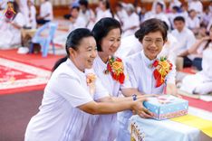 ภาพ No.200110:พิธีทอดผ้าป่าทำนุบำรุงศาสนสถาน ณ วัดบางไผ่นารถ ตำบลบางไทรป่า อำเภอบางเลน จังหวัดนครปฐม ในโครงการธรรมยาตรา กตัญญูบูชา มหาปูชนียาจารย์ พระมงคลเทพมุนี(สด จนฺทสโร) พระผู้ปราบมาร อนุสรณ์สถาน 7 แห่ง ปีที่ 13 วันที่ 22 มกราคม พ.ศ. 2568