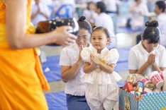 ภาพ No.240480:วันพุธที่ 27 สิงหาคม พ.ศ. 2568 พิธีตักบาตร ในวันธรรมชัย ณ วัดพระธรรมกาย จ.ปทุมธานี