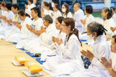 ภาพ No.189423:พิธีถวายภัตตาหารเป็นสังฆทาน แด่พระธรรมยาตรา ในโครงการธรรมยาตรา กตัญญูบูชา มหาปูชนียาจารย์ พระมงคลเทพมุนี(สด จนฺทสโร) พระผู้ปราบมาร อนุสรณ์สถาน 7 แห่ง ปีที่ 13 ณ อนุสรณ์สถานมหาวิหารพระมงคลเทพมุนี (โลตัสแลนด์) อ.สองพี่น้อง จ.สุพรรณบุรี วันที่ 5 มกราคม 2568
