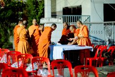 ภาพ No.236814:วันที่ 26-27 กรกฎาคม พ.ศ. 2568 ภาพการเตรียมงาน - เก็บงาน มหาสังฆทานครั้งยิ่งใหญ่ ตักบาตรพระ 1,000 รูป ทำบุญเมืองพัทลุง