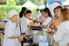 ภาพ No.234031:วันอาทิตย์ที่ 20 กรกฎาคม พ.ศ.2568 พิธีทอดผ้าป่า และพิธีตอกเสาเข็มต้นแรก สร้างอาคารปฏิบัติธรรมพระมงคลเทพมุนี ณ ศูนย์ปฏิบัติธรรมสุราษฏร์ธานี
