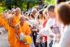 ภาพ No.231844:วันเสาร์ ที่ 5 กรกฎาคม พ.ศ. 2568 พิธีบรรพชา อุปสมบท โครงการอุปสมบท บูชาธรรมมหาปูชนียาจารย์ รุ่นเข้าพรรษา ณ วัดเกาะแก้วประชานุรักษ์ อ.วังทอง  จ.พิษณุโลก