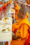 ภาพ No.203250:พิธีถวายภัตตาหารเป็นสังฆทาน แด่พระธรรมยาตรา ณ วัดพระธรรมกาย ตำบลคลองสาม อำเภอคลองหลวง จังหวัดปทุมธานี ในโครงการธรรมยาตรา กตัญญูบูชา มหาปูชนียาจารย์ พระมงคลเทพมุนี(สด จนฺทสโร) พระผู้ปราบมาร อนุสรณ์สถาน 7 แห่ง ปีที่ 13 วันที่ 29 มกราคม พ.ศ. 2568