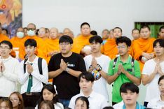 ภาพ No.243169:วันพฤหัสบดีที่ 4 กันยายน พ.ศ. 2568 เวลา 07.00-08.15 น. มหาวิทยาลัยเกษตรศาสตร์ กำแพงแสน ร่วมทำบุญตักบาตร Freshy KU85 พระสงฆ์ 85 รูป
