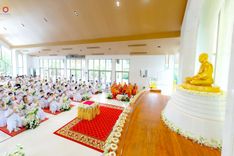 ภาพ No.239503:วันอาทิตย์ที่ 17 สิงหาคม พ.ศ. 2568 พิธีกดปุ่มอัญเชิญรูปเหมือน พระมงคลเทพมุนี (สด จันทสโร)  ณ มหาวิหารแก้วพระมงคลเทพมุนี  ศูนย์ปฏิบัติธรรมแก้วเมืองเลย