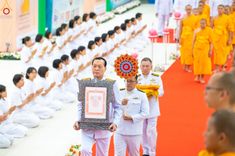 ภาพ No.78570:พิธีต้อนรับสัญญาบัตร พัดยศ ผ้าไตรและถวายมุทิตาสักการะฯ พระครูสิทธิรัตนวิเทศ และ พระครูวิเทศสันติคุณ วันอังคารที่ 28 มีนาคม พ.ศ. 2566 ณ อุโบสถวัดพระธรรมกาย