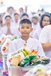ภาพ No.243472:วันที่ 7 กันยายน พ.ศ. 2568 พิธีตักบาตร ข้าวสารอาหารแห้ง ในวันครูผู้ค้นพบวิชชาธรรมกาย ณ บ้านแก้วเรือนทองคุณยายฯ สภาธรรมกายสากล วัดพระธรรมกาย