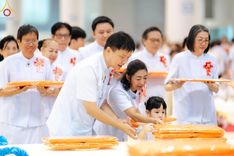 ภาพ No.178093:พิธีทอดผ้าป่าต้นสมบัติจักรพรรดิ ในวันอาทิตย์ที่ 1 ธันวาคม พ.ศ. 2567 ณ สภาธรรมกายสากล วัดพระธรรมกาย