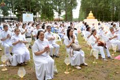 ภาพ No.238349:วันเสาร์ที่ 9 สิงหาคม พ.ศ. 2568 พิธีกลั่นแผ่นดิน โปรยทราย และจุดประทีปถวายเป็นพุทธบูชา จ.ระยอง สถาปนาองค์พระเจดีย์เพื่อสร้างสันติภาพโลก ณ ศูนย์ปฏิบัติธรรมระยอง(บ้านช่องลม) ต.บางบุตร อ.บ้านค่าย จ.ระยอง