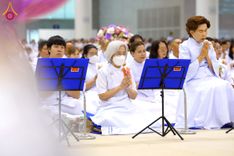 ภาพ No.215304:วันอาทิตย์ต้นเดือนที่ 6 เมษายน พ.ศ. 2568 พิธีบูชาข้าวพระ สภาธรรมกายสากล วัดพระธรรมกาย