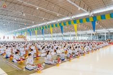 ภาพ No.80478:พิธีถวายทุนสนับสนุนการสร้าง พระไตรปิฎกฉบับธรรมชัย วันเสาร์ที่ 29 เมษายน พ.ศ. 2566 ณ สภาธรรมกายสากล วัดพระธรรมกาย