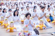 ภาพ No.239525:วันอาทิตย์ที่ 17 สิงหาคม พ.ศ. 2568 พิธีถวายคิลานเภสัช และอุปกรณ์ทางการแพทย์ แด่คณะสงฆ์ เนื่องในวันธรรมชัย ณ ห้องแก้วสารพัดนึก 2 สภาธรรมกายสากล วัดพระธรรมกาย