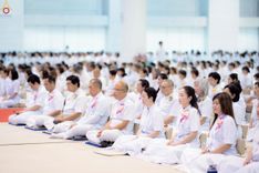 ภาพ No.240883:วันพุธที่ 27 สิงหาคม พ.ศ. 2568 พิธีทอดผ้าป่าเพื่อสร้างอาคาร  82 ปี หลวงพ่อธัมมชโย สมทบกฐินวัดพระธรรมกาย และกฐิน 30,000 วัดทั่วประเทศ ครั้งที่ 1