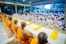ภาพ No.189433:พิธีถวายภัตตาหารเป็นสังฆทาน แด่พระธรรมยาตรา ในโครงการธรรมยาตรา กตัญญูบูชา มหาปูชนียาจารย์ พระมงคลเทพมุนี(สด จนฺทสโร) พระผู้ปราบมาร อนุสรณ์สถาน 7 แห่ง ปีที่ 13 ณ อนุสรณ์สถานมหาวิหารพระมงคลเทพมุนี (โลตัสแลนด์) อ.สองพี่น้อง จ.สุพรรณบุรี วันที่ 5 มกราคม 2568