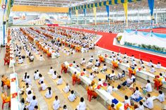 ภาพ No.236310:วันที่ 3 สิงหาคม พ.ศ. 2568 พิธีถวายมหาสังฆทานคณะสงฆ์ 2,000 กว่าวัดทั่วประเทศ ปีที่ 25 , พิธีถวายไทยธรรมคณะสงฆ์ 323 วัด 4 จังหวัดชายแดนภาคใต้ ณ วัดพระธรรมกาย