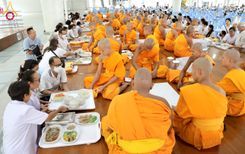 ภาพ No.226515:วันที่ 26 พฤษภาคม พ.ศ. 2568 พิธีบุพเปตพลี ครั้งที่ 164 ร่วมอุทิศบุญแด่หมู่ญาติที่ล่วงลับไปแล้ว และสืบทอดอายุพระพุทธศาสนา ณ หอฉันคุณยายอาจารย์ฯ วัดพระธรรมกาย
