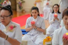 ภาพ No.161403:วัดพระธรรมกายลอนดอน สหราชอาณาจักร จัดงานบุญ น้อมถวายเป็นพุทธบูชา และบูชาธรรมเนื่องในวาระ 140 ปี วันคล้ายวันเกิดด้วยรูปกายเนื้อของ พระมงคลเทพมุนี (สด จนฺทสโร) พระผู้ปราบมาร ในวันที่ 10 ตุลาคม พ.ศ. 2567